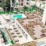 Paradiso Garden 4*