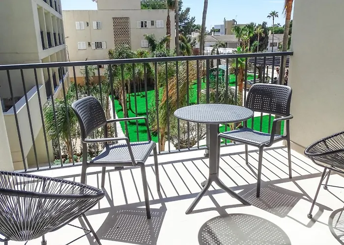 Paradiso Garden Hotel 4*