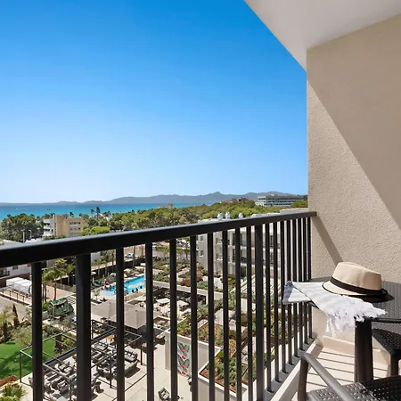 Paradiso Garden 4*
