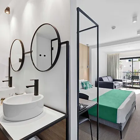 Paradiso Garden 4*