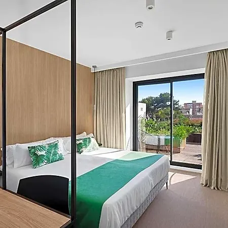 Paradiso Garden Hotel 4*