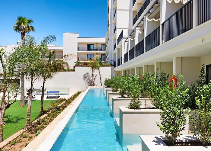 Paradiso Garden Hotel 4*