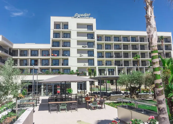 Hotel Paradiso Garden 4*